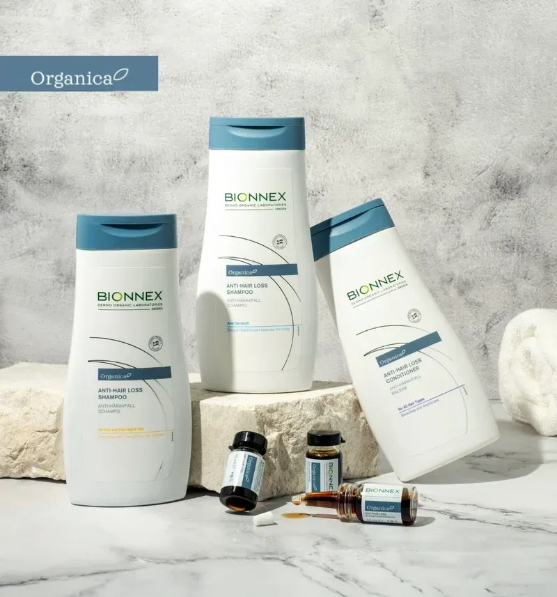Dầu gội sạch gàu và giảm rụng tóc Bionnex Organica Anti-Dandruff Shampoo 300ml Hover